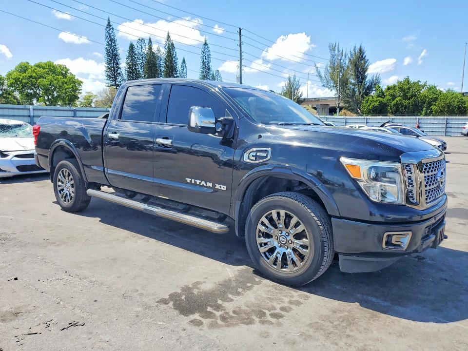 2017 Nissan Titan XD Platinum Reserve