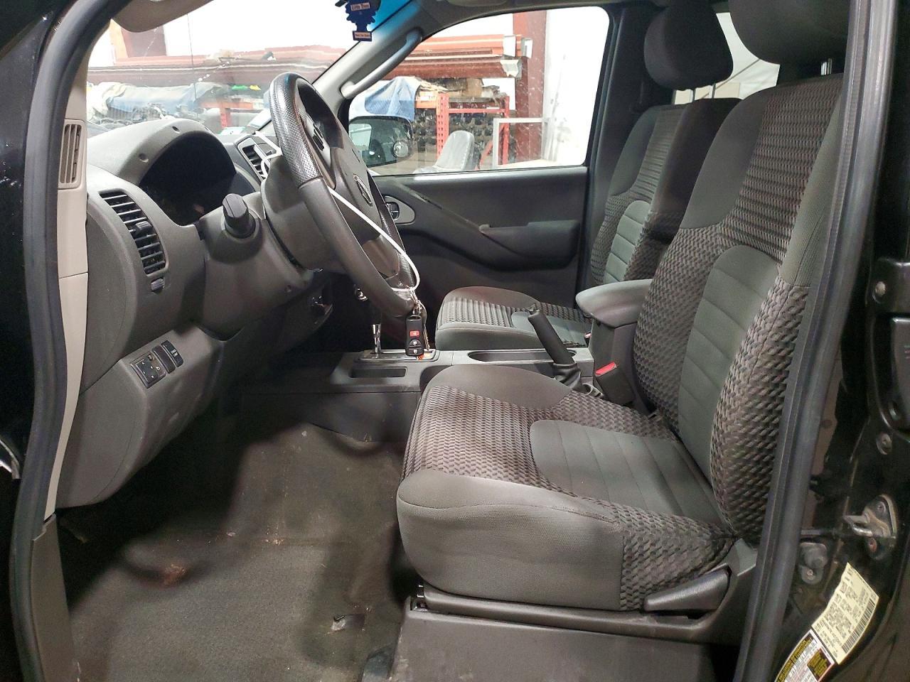 2009 Nissan Frontier SE V6