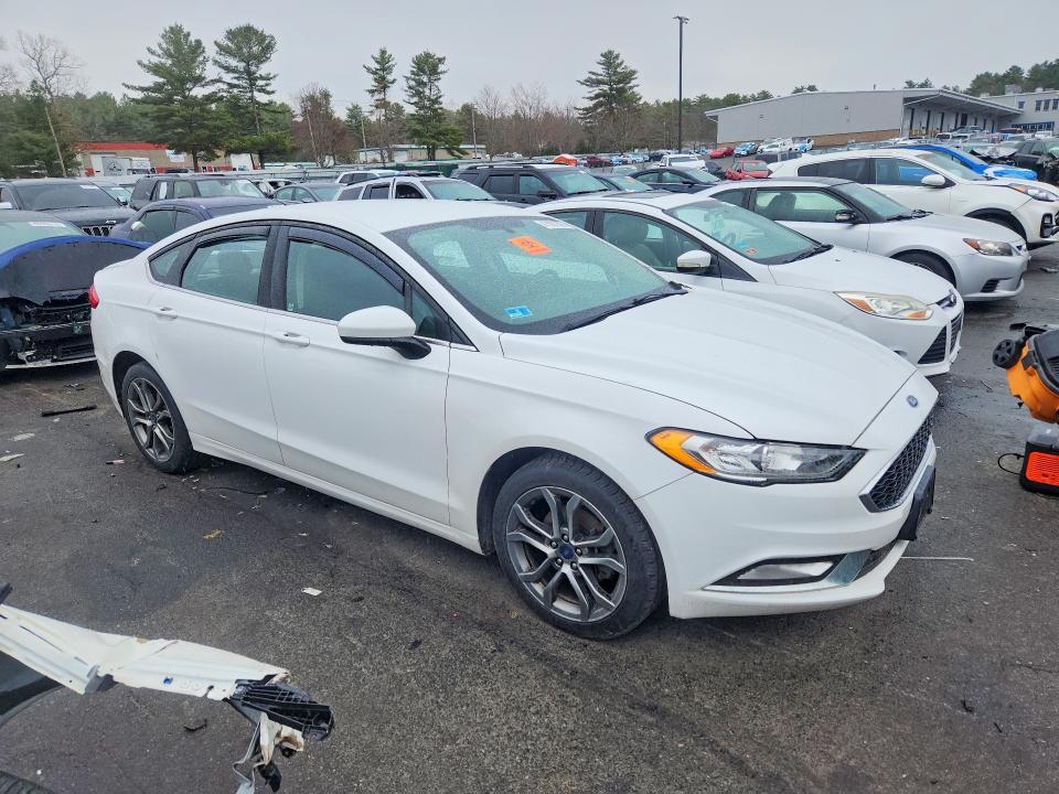 2017 Ford Fusion se