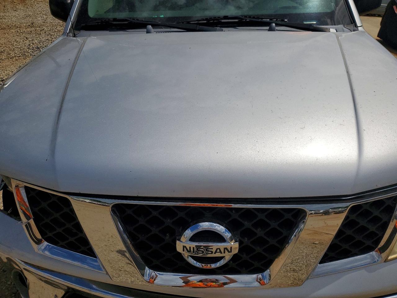 2005 Nissan Frontier SE