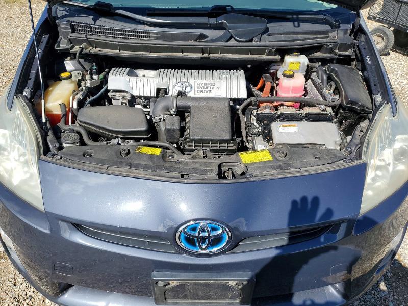 2010 Toyota Prius iii