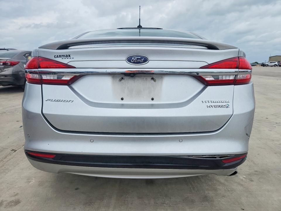 2017 Ford Fusion Titanium hev