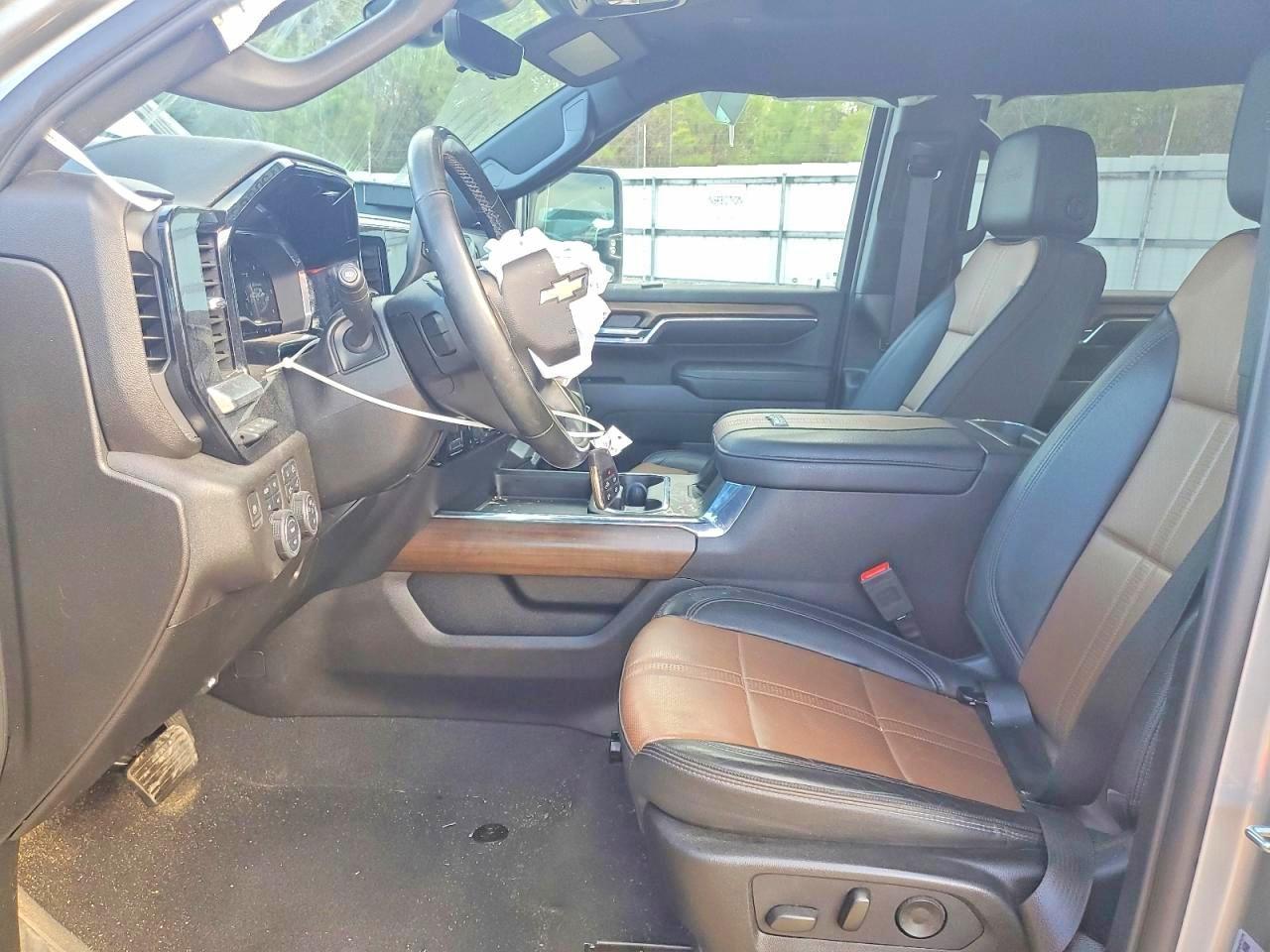 2024 Chev Silverado K3500 High Country