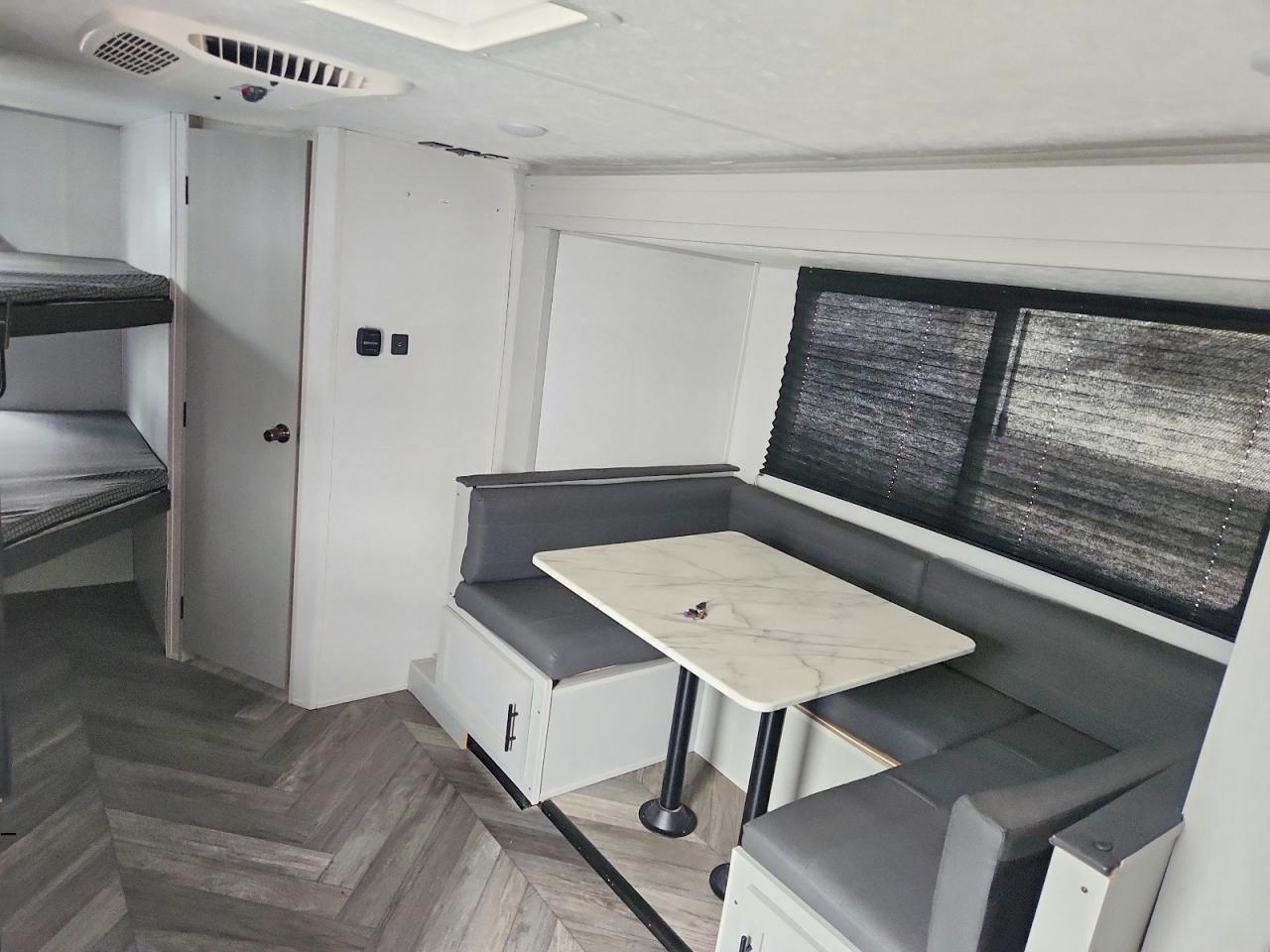 2021 Foresriver 2021 Forest River Platinum Camper