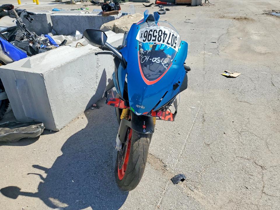 2026 Aprilia RSV4 1100