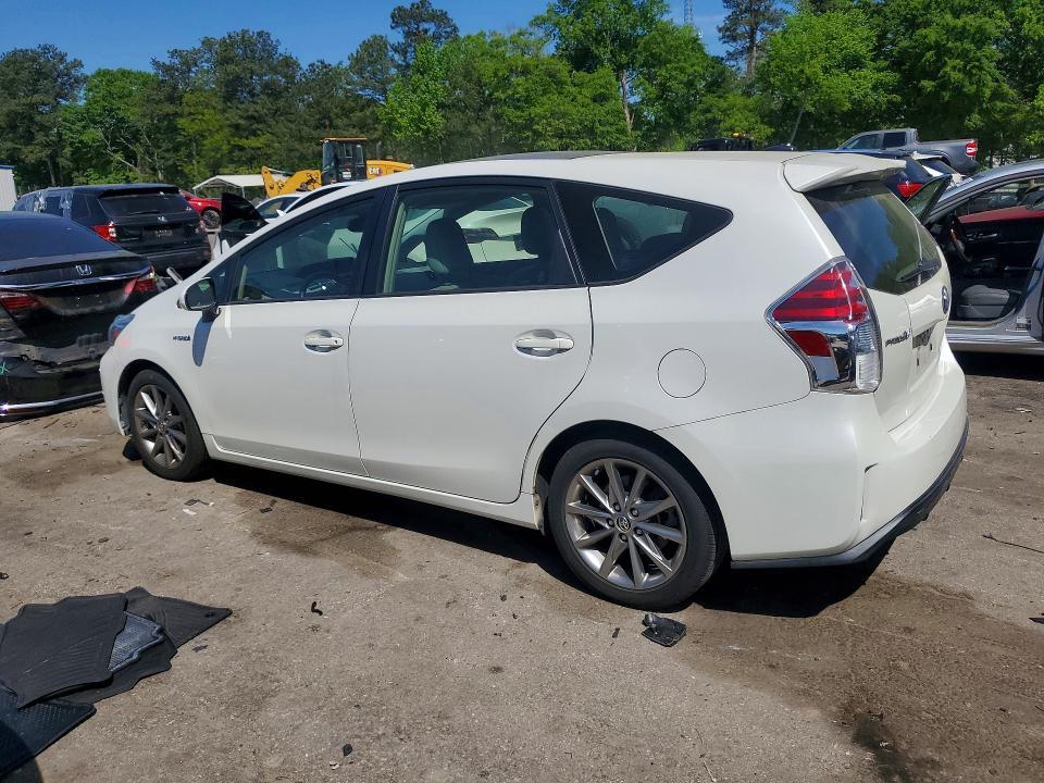 2016 Toyota Prius v Five