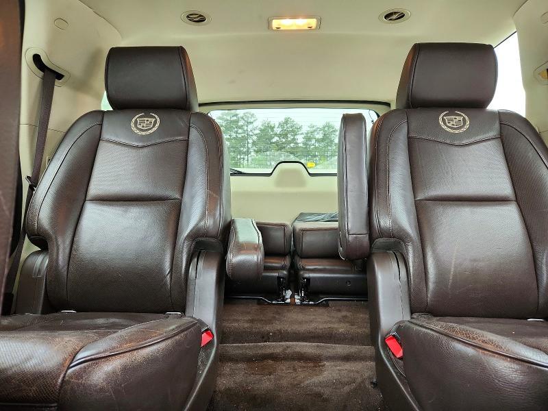 2013 Cadillac Escalade Platinum