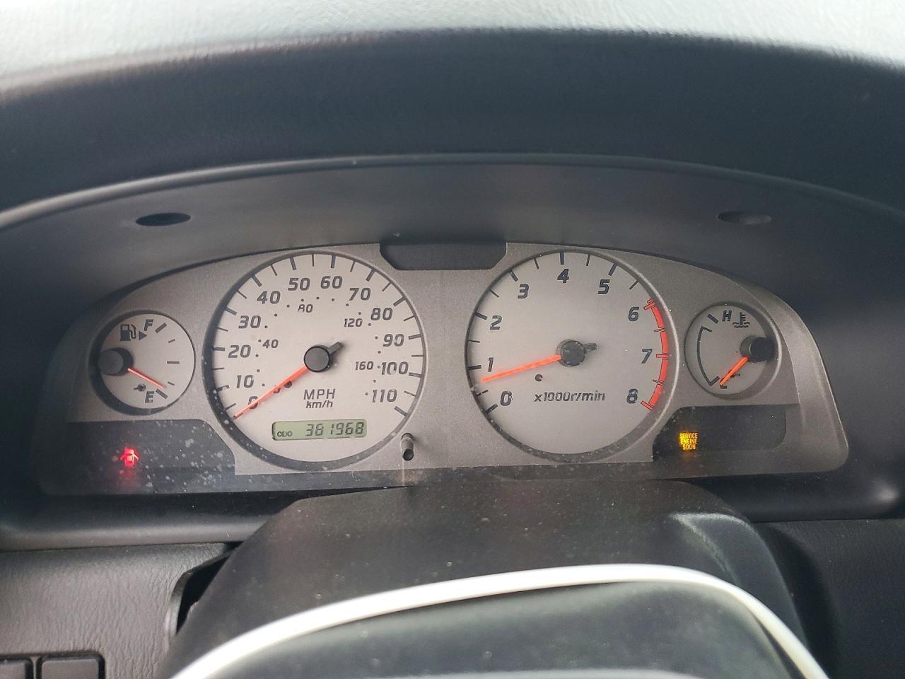 2001 Nissan Frontier SC