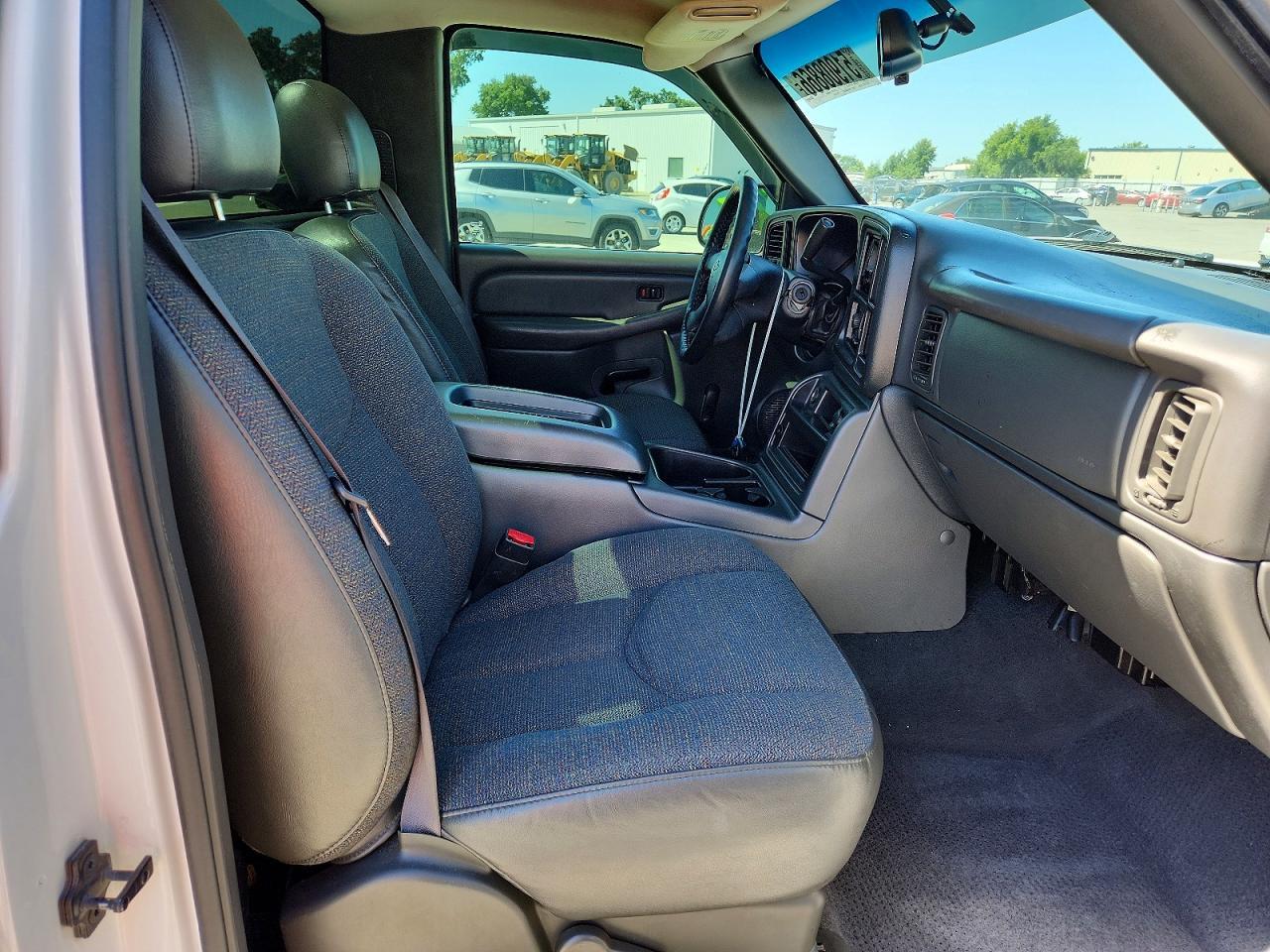 2003 Chevrolet Silverado C1500