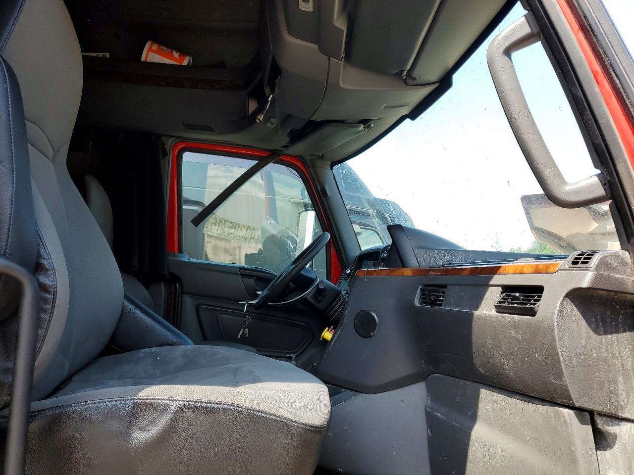 2019 International LT625 Semi Truck