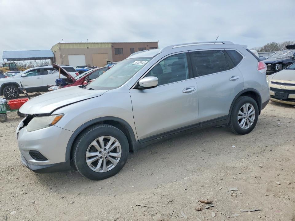 2015 Nissan Rogue sv