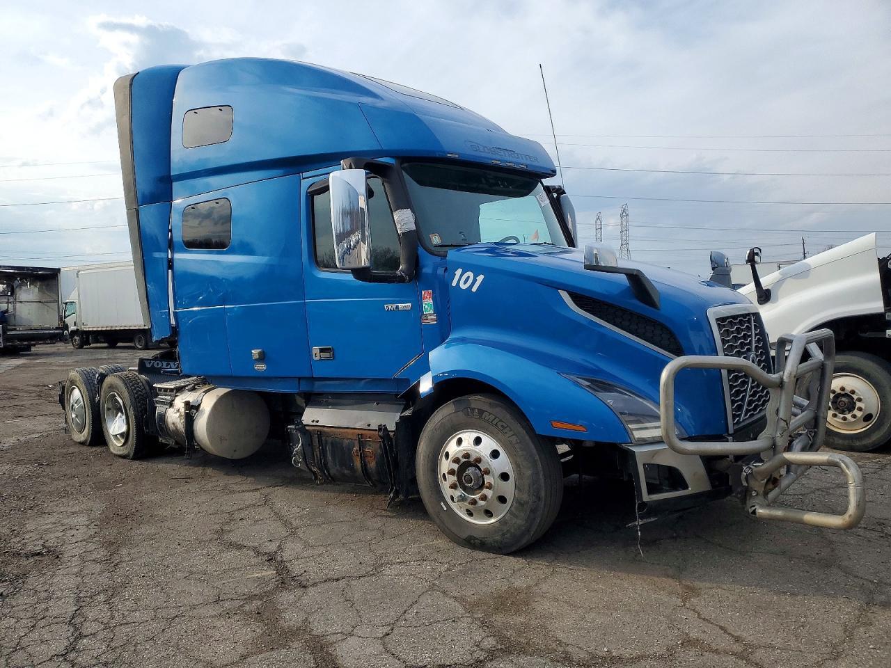 2021 Volv O VNL Semi Truck