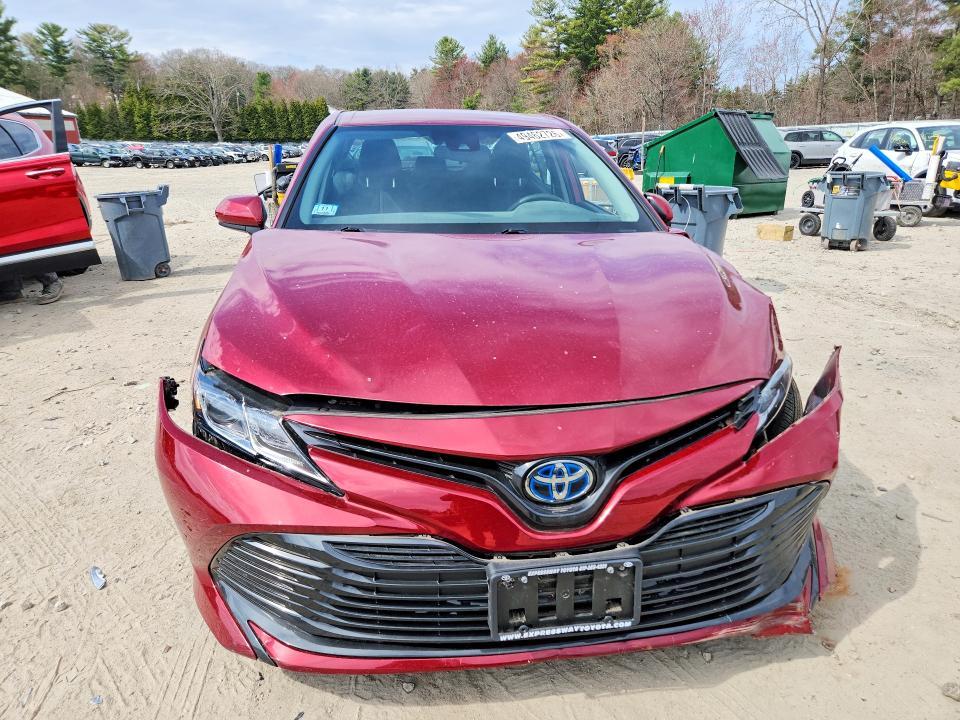 2020 Toyota Camry le
