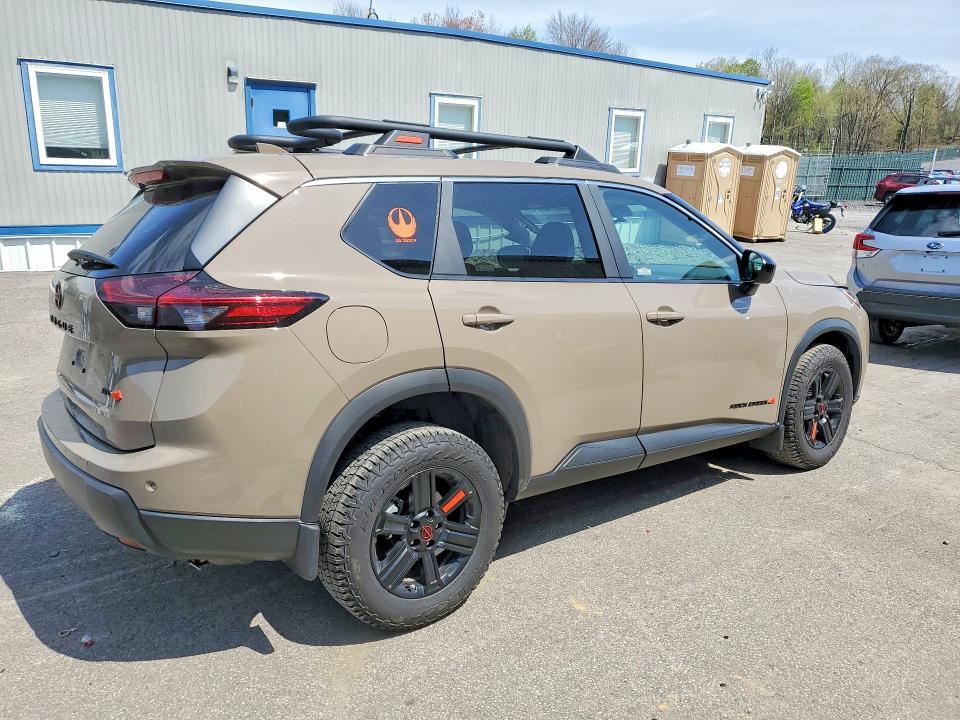 2025 Nissan Rogue Rock Creek