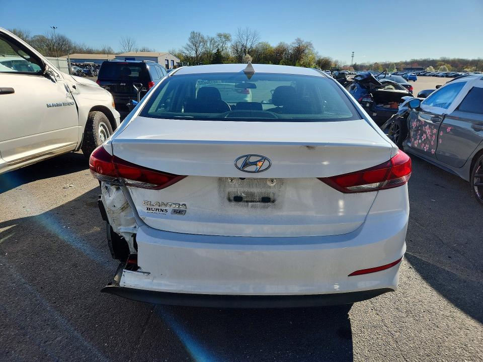 2018 Hyundai Elantra se