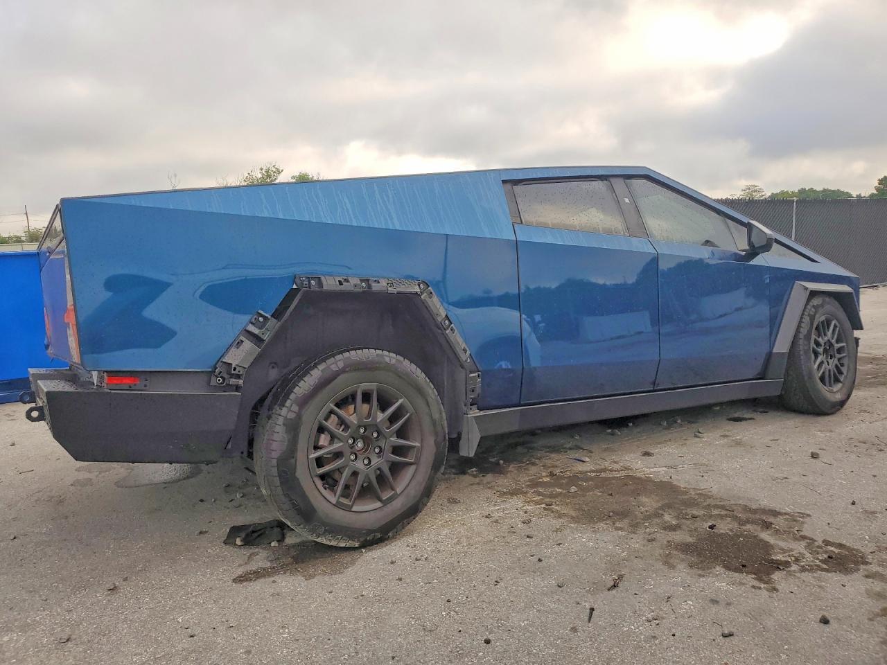 2024 Tesla Cybertruck