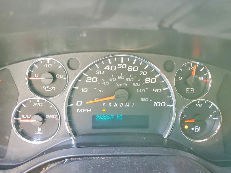 2010 Chev Express G2500