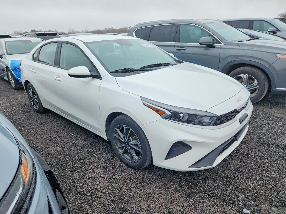 2023 KIA Forte lxs