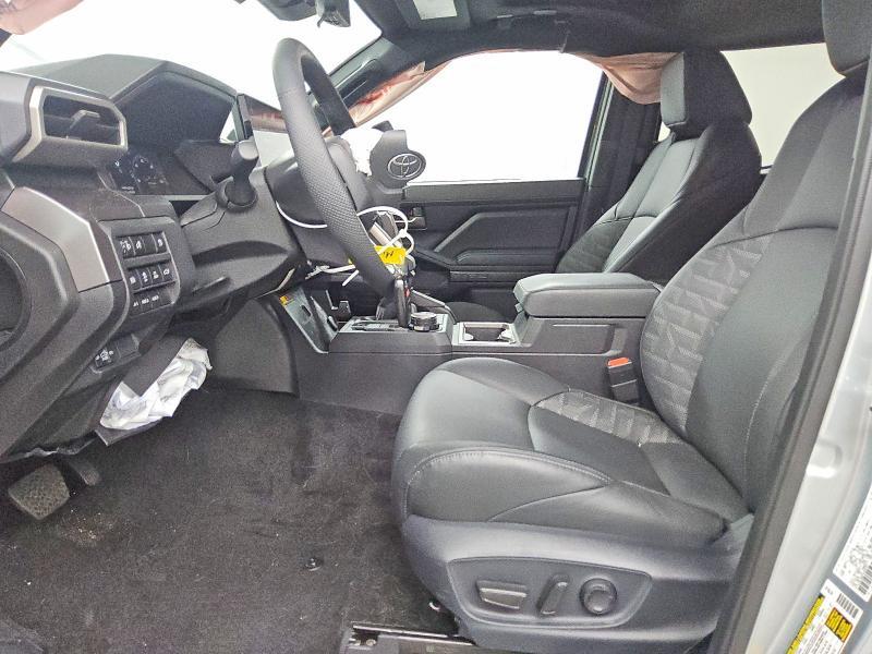 2025 Toyota Tacoma TRD OFF-ROAD HV