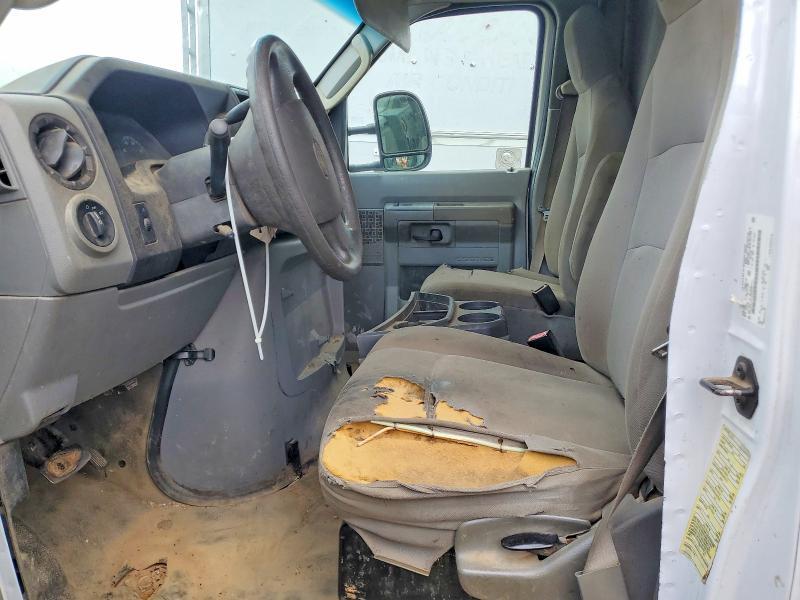 2015 Ford E350 Utility / Service Truck