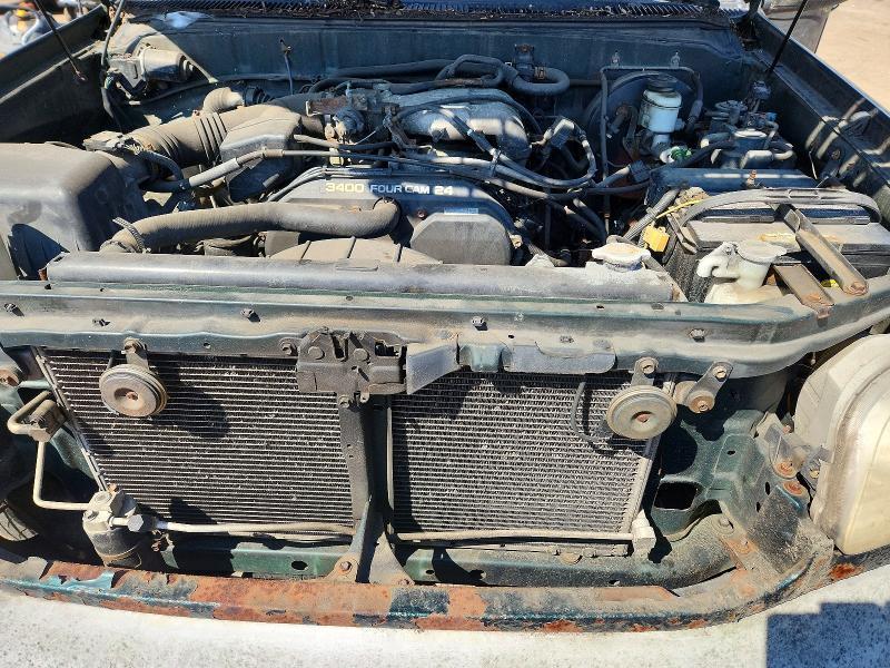 2000 Toyota Tundra Access cab SR5