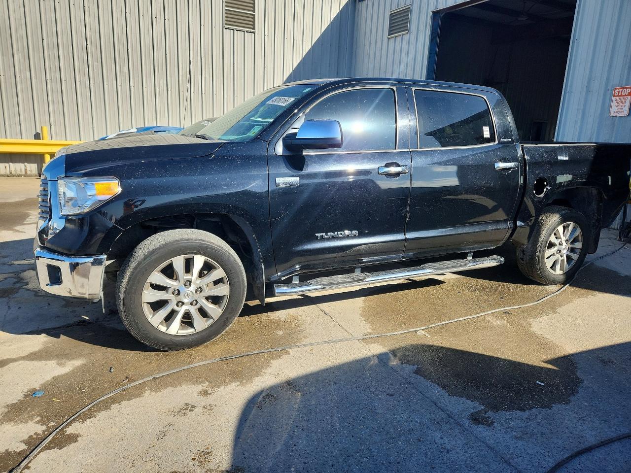 2014 Toyota Tundra Crewmax Limited