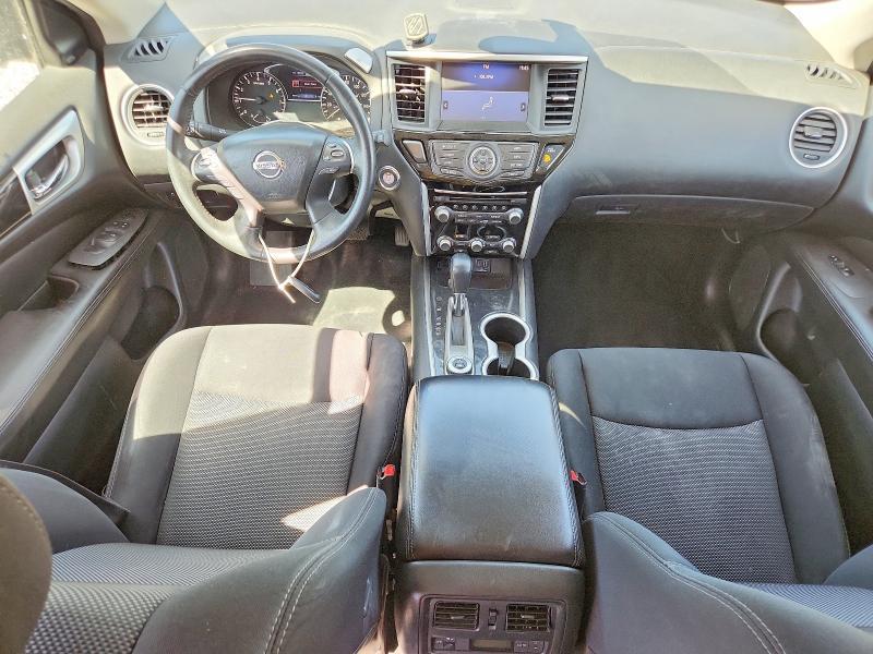 2019 Nissan Pathfinder sv