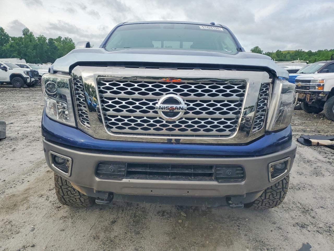 2018 Nissan Titan XD Platinum Reserve