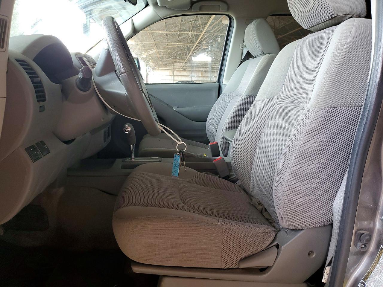 2017 Nissan Frontier SV