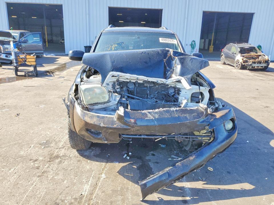 2005 Toyota Sequoia SR5