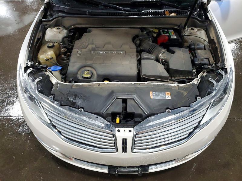 2013 Lincoln Townhouse MKZ