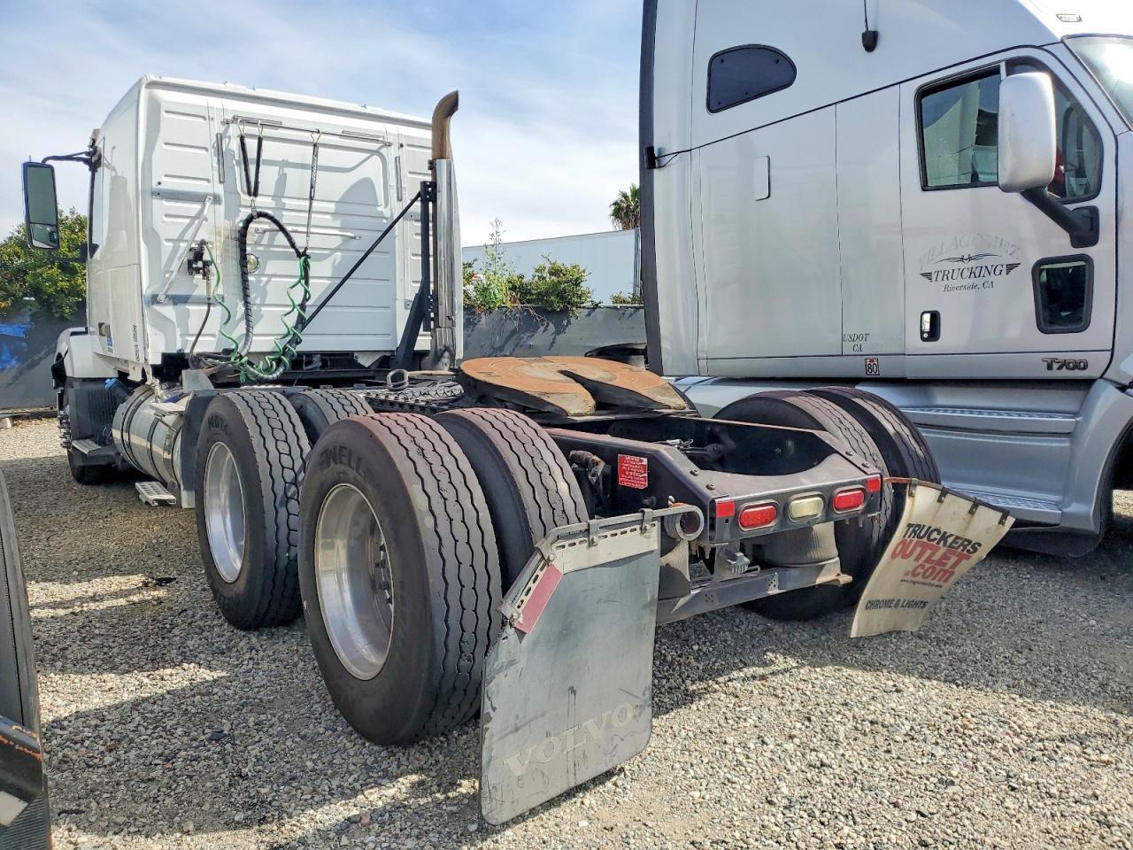 2014 Volvo VN VNL
