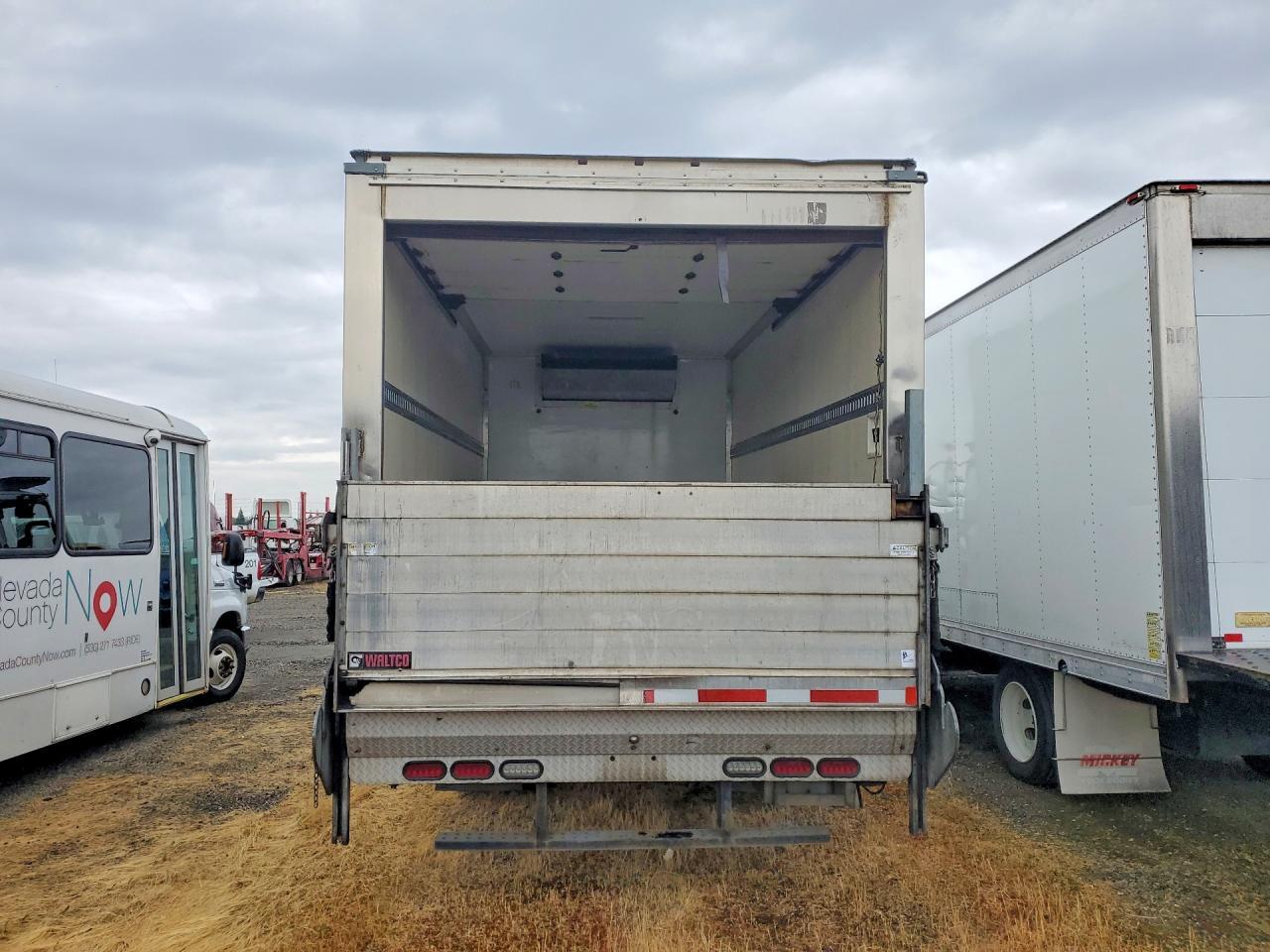 2020 Hino 195 Refrigerated BOX Truck
