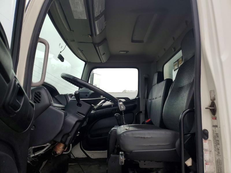 2011 Hino 258/268 BOX Truck