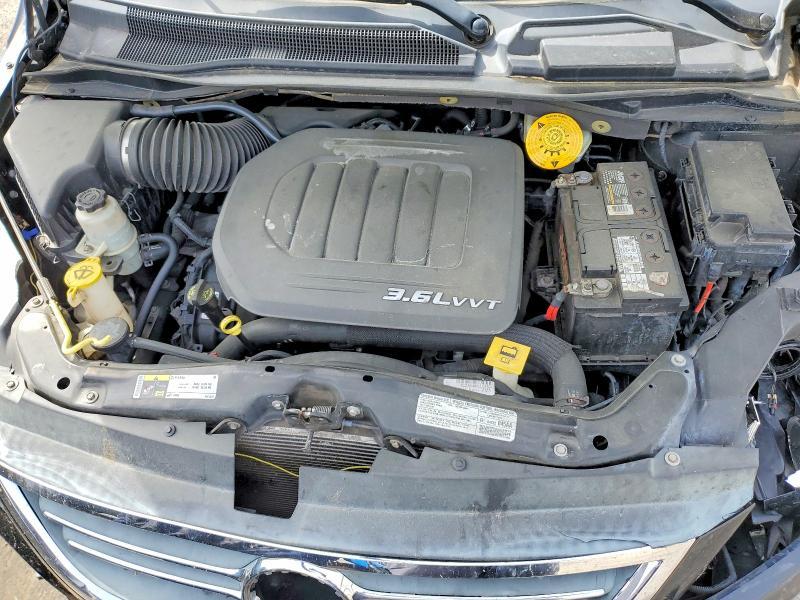 2013 Volkswagen Routan se