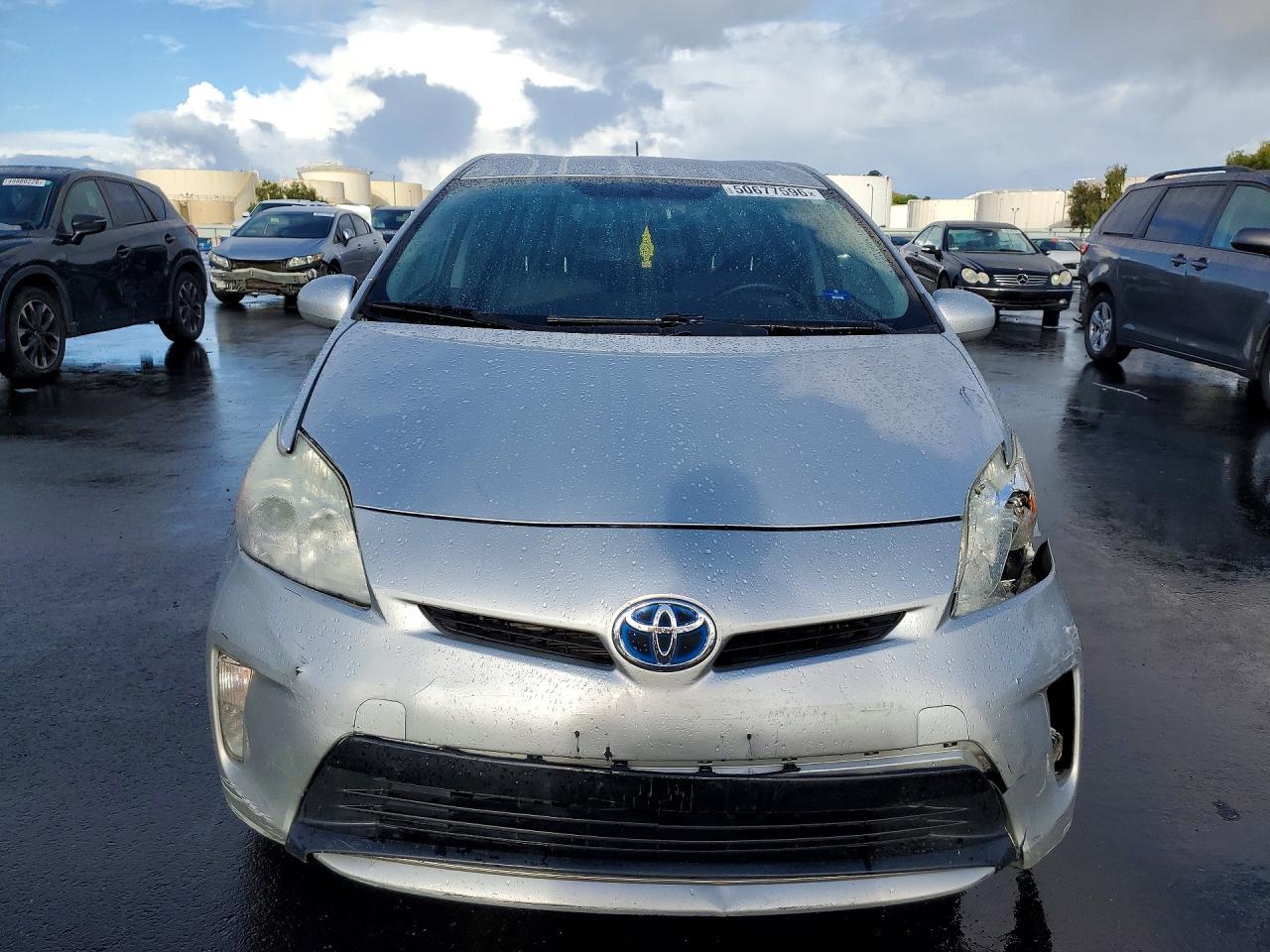 2014 Toyota Prius Three