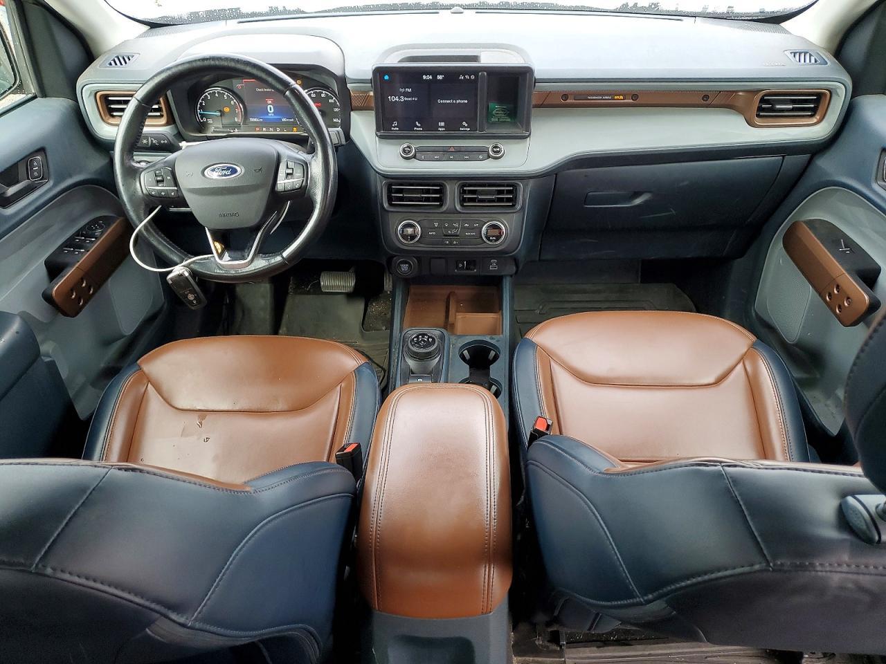 2022 Ford Maverick XL