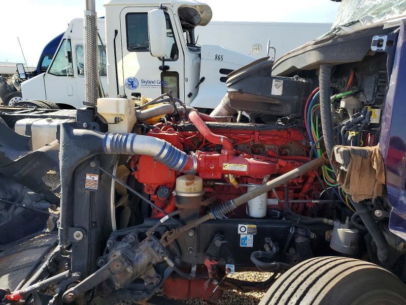 2015 Peterbilt 579 Semi Truck