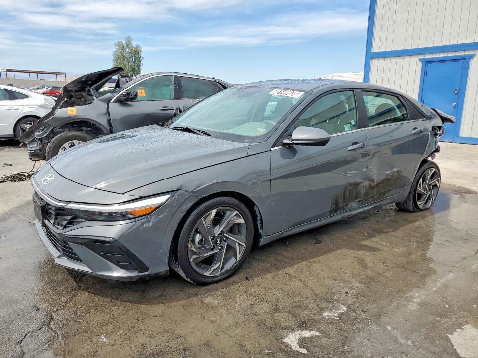 2025 Hyundai Elantra sel Convenience