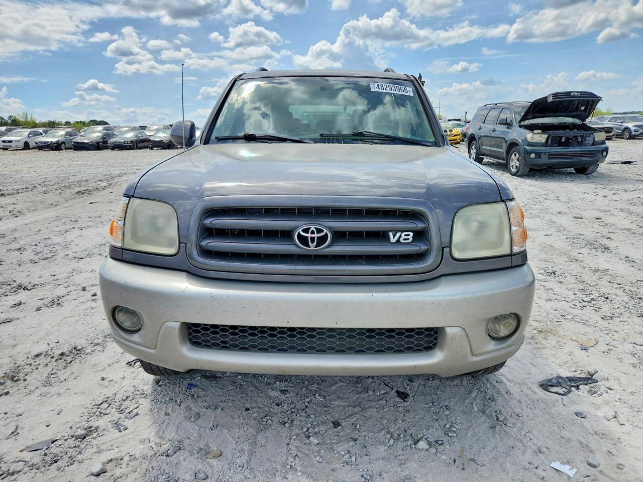 2004 Toyota Sequoia SR5