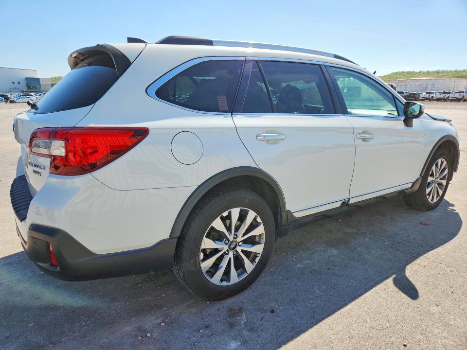 2019 Subaru Outback Touring