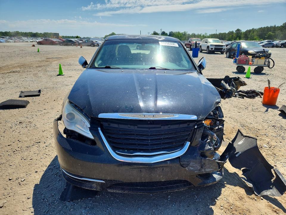 2012 Chrysler 200 Limited