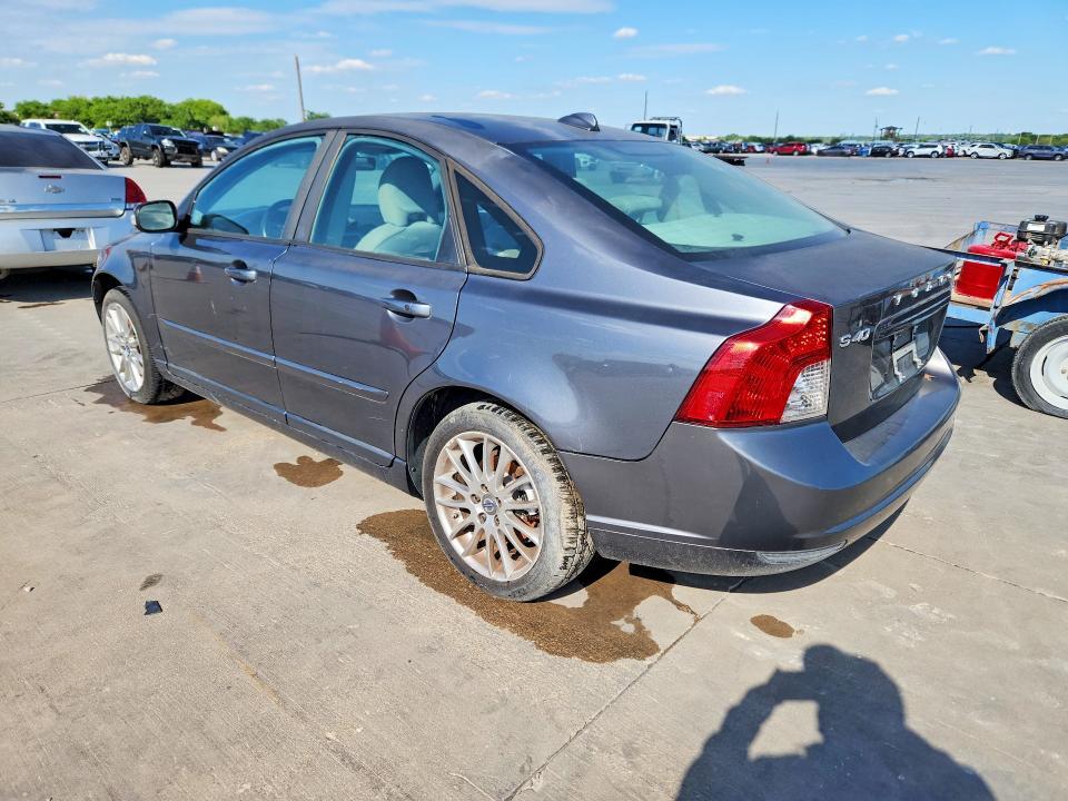 2010 Volvo S40 2.4i