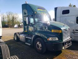Mack Vehiculos salvage en venta: 2018 Mack Cxu612 Semi Truck