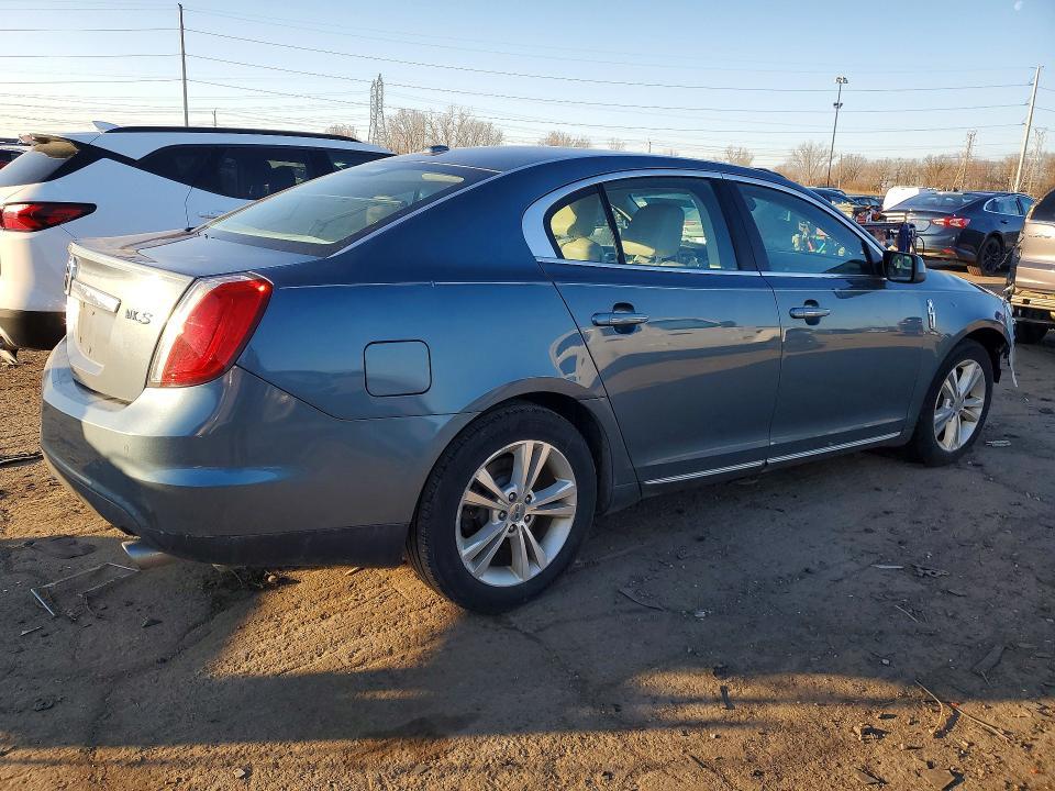 2010 Lincoln MKS