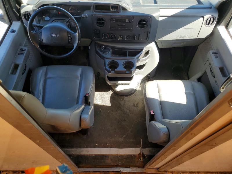 2010 Ford E350 Delivery Truck