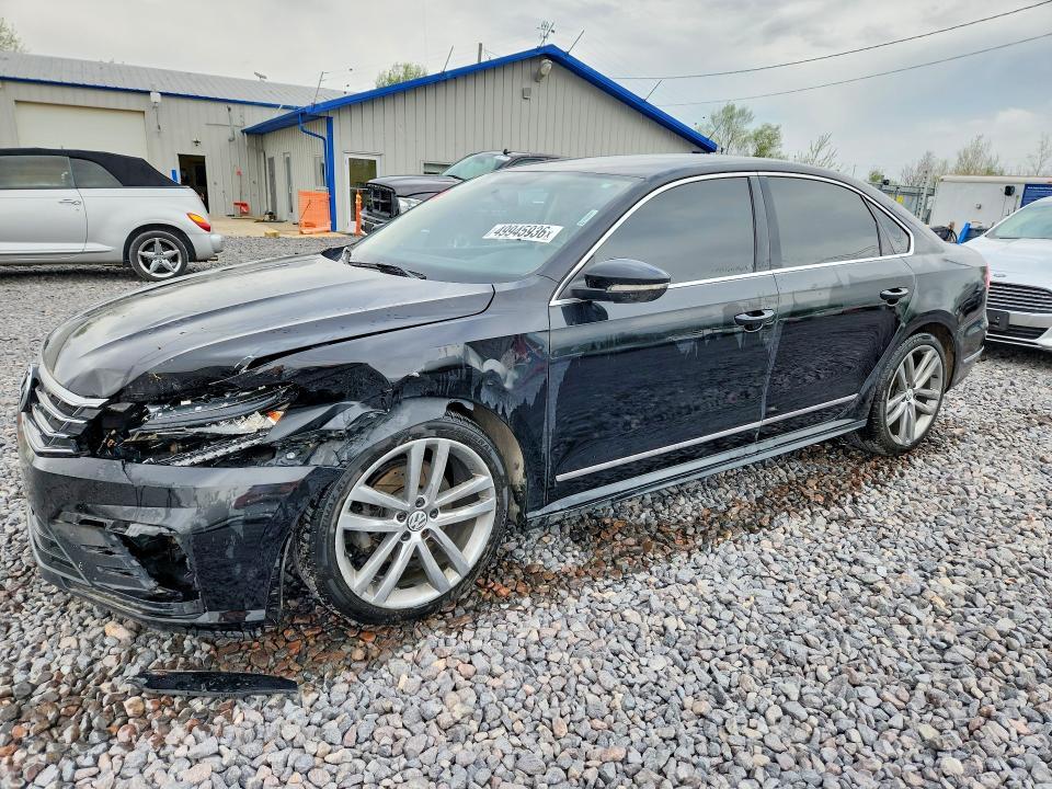2016 Volkswagen Passat R-line