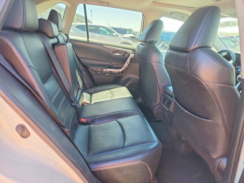 2020 Toyota Rav4 xle Premium