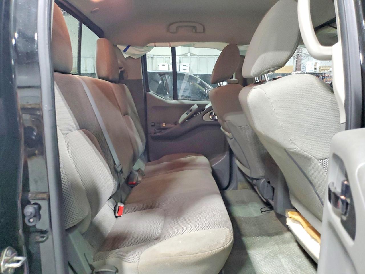 2018 Nissan Frontier SV