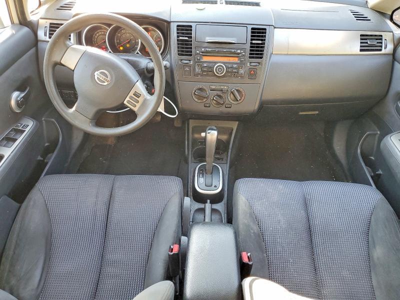 2010 Nissan Versa 1.8 s